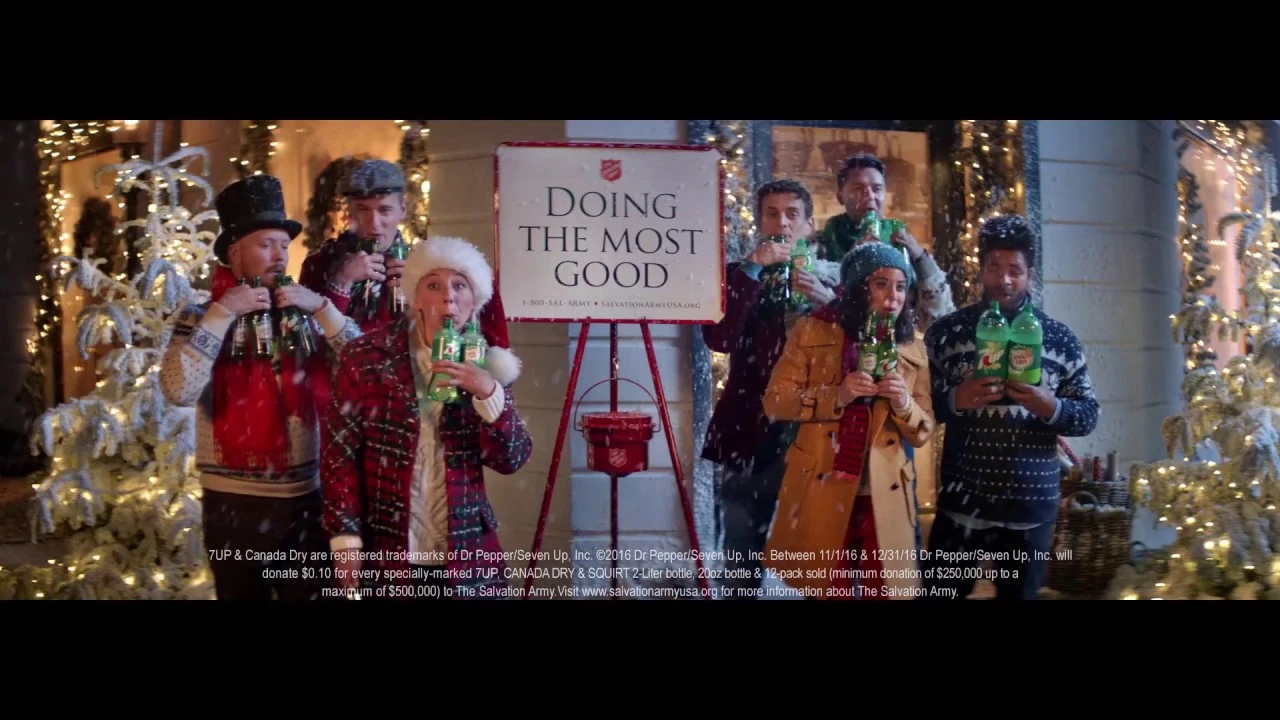 Canada Dry and 7UP 'Salvation Army' Campaign: 'Carolers' Ad